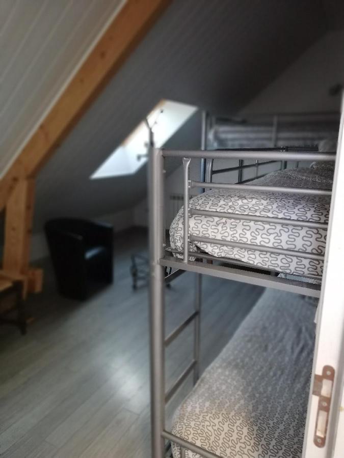 Les Fermiers Bed & Breakfast Giremoutiers Bagian luar foto